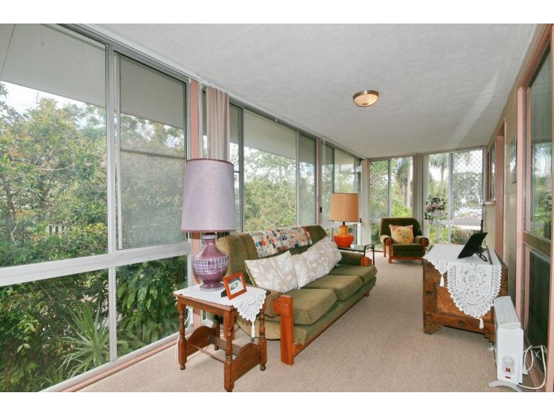 58 Roseberry Parade, Wynnum West QLD 4178