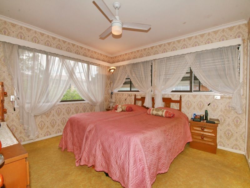 58 Roseberry Parade, Wynnum West QLD 4178