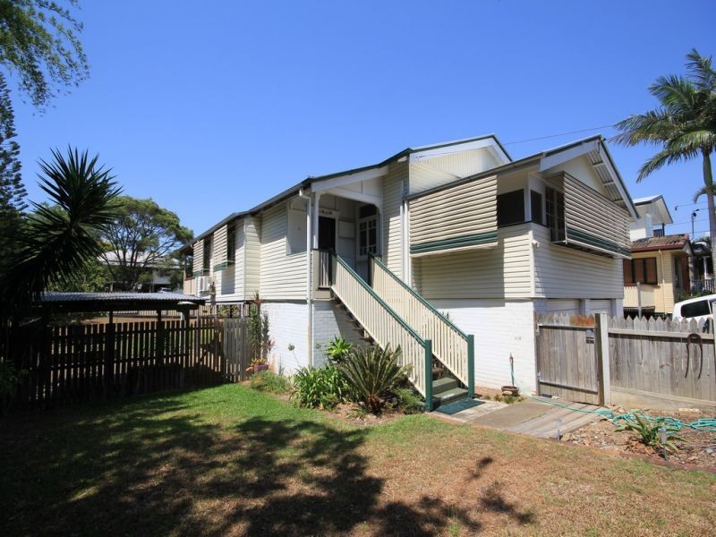 37 Third Street, Camp Hill QLD 4152