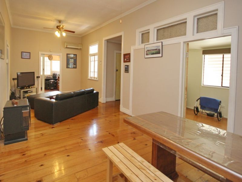 37 Third Street, Camp Hill QLD 4152