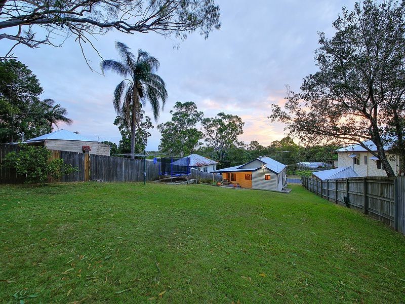 132 Alastair St, Lota QLD 4179