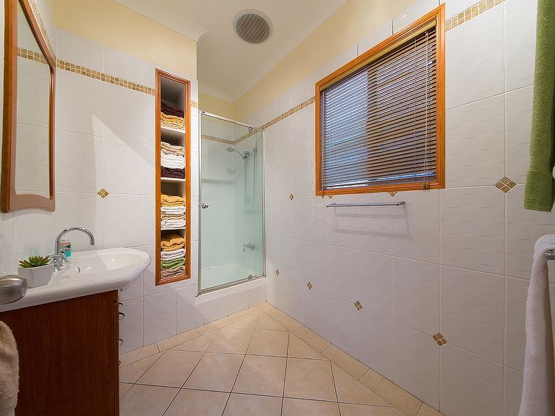 132 Alastair St, Lota QLD 4179