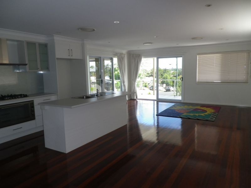 35 Patterson Street, Wynnum West QLD 4178