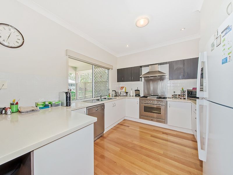 28 Ure St, Wynnum QLD 4178