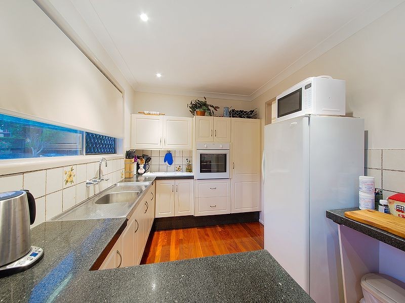 7 Boondara St, Manly West QLD 4179