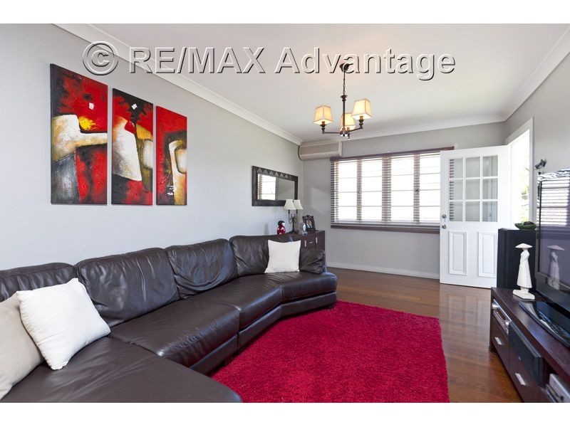 94 Whites Rd, Manly West QLD 4179