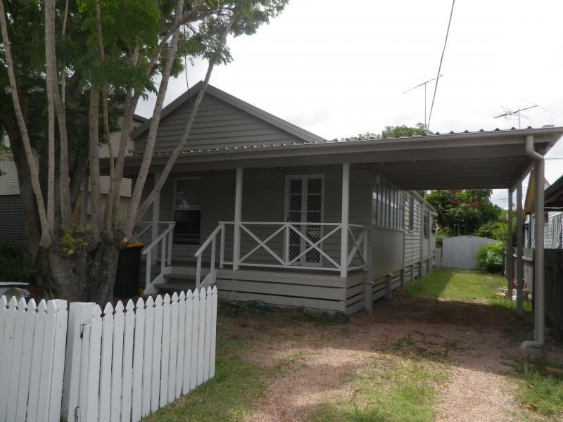 31 Walnut Street, Wynnum QLD 4178