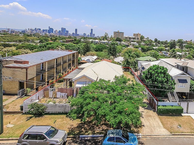 28 Dickens Street, Norman Park QLD 4170