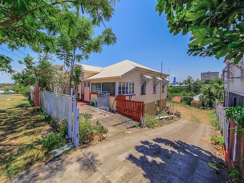 28 Dickens Street, Norman Park QLD 4170