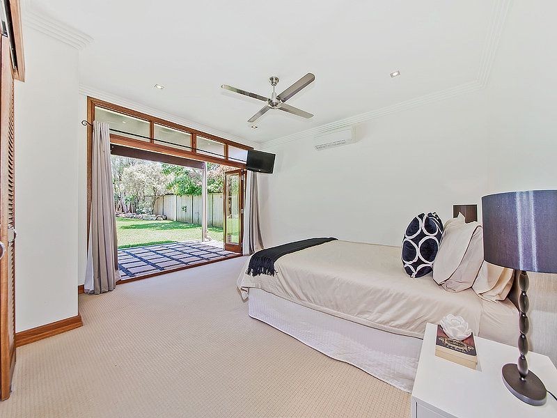 106 Stradbroke Avenue, Wynnum QLD 4178