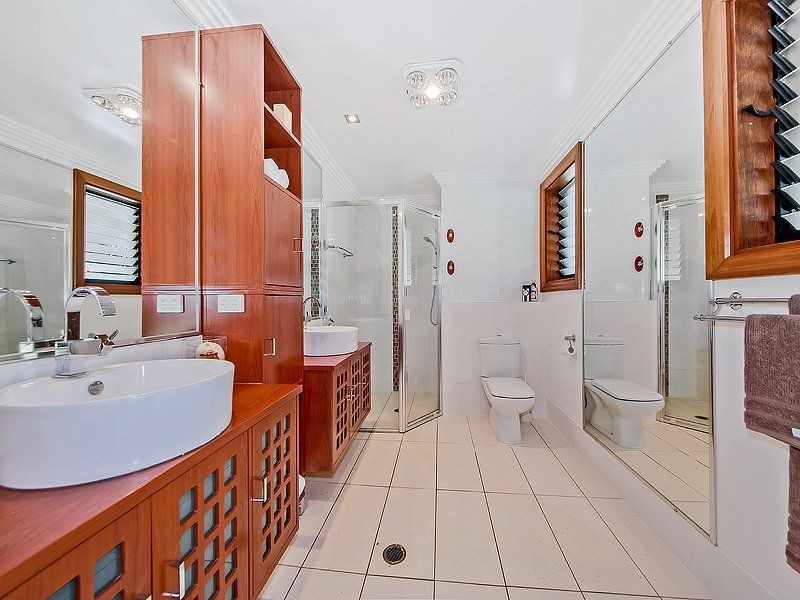 106 Stradbroke Avenue, Wynnum QLD 4178