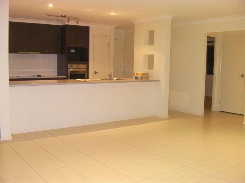 39 Bounty Street, Springfield Lakes QLD 4300