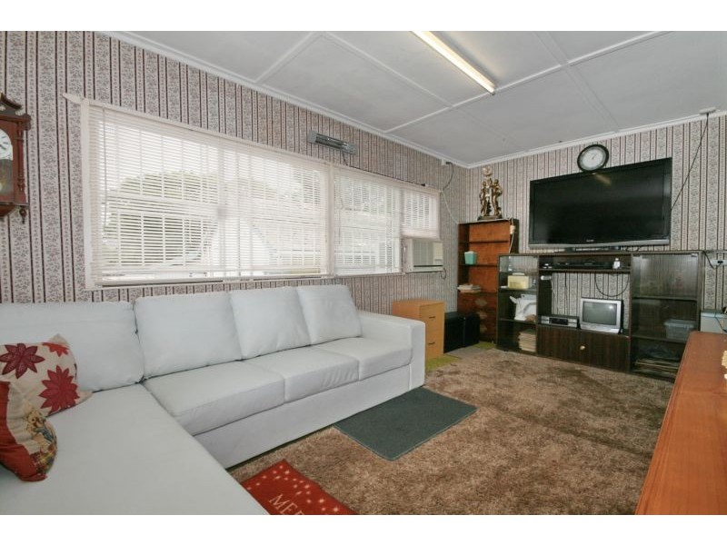 40 Daniel Street, Lota QLD 4179