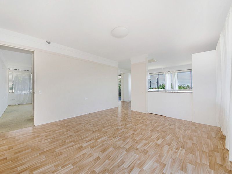 37 Oceana Terrace, Manly QLD 4179