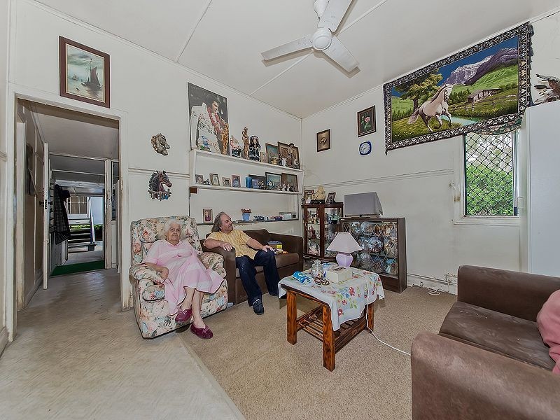 72 Alastair St, Lota QLD 4179
