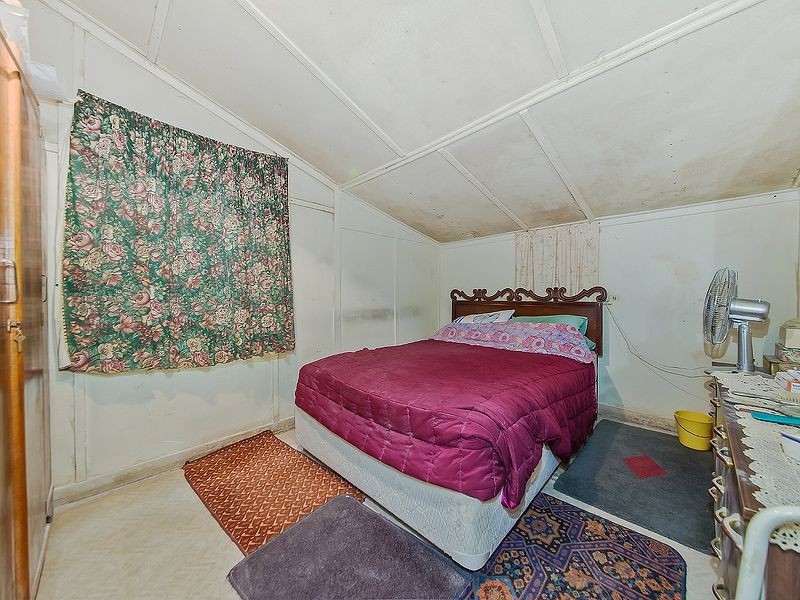 72 Alastair St, Lota QLD 4179