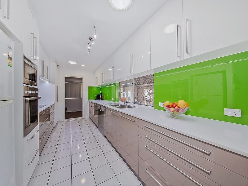321 Wondall Road, Wynnum West QLD 4178