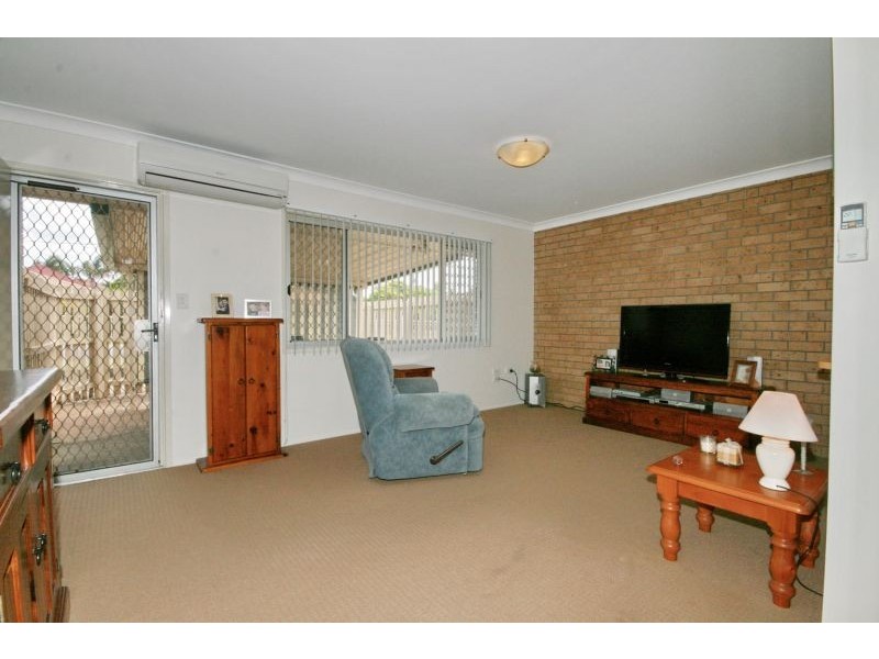 2/43 Drayton Terrace, Wynnum QLD 4178