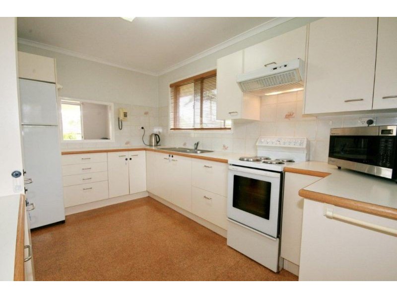 25 Sunstone Street, Manly West QLD 4179