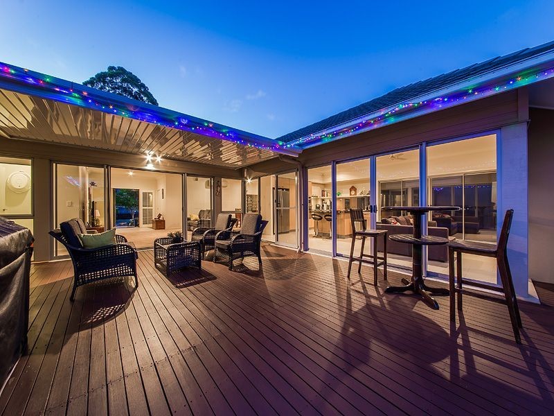 83 Mossvale Dr, Wakerley QLD 4154