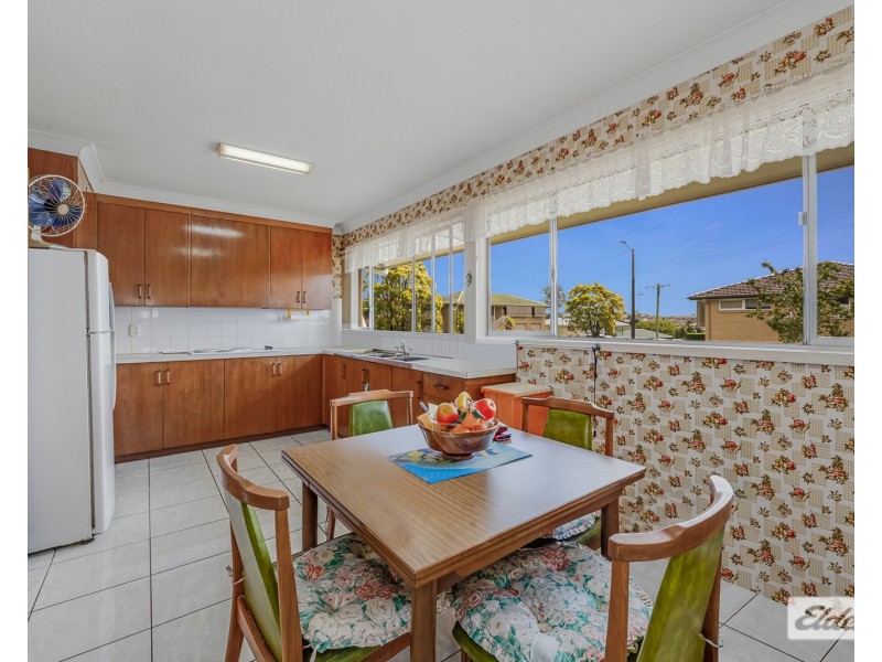 28 Streeton Parade, Everton Park QLD 4053