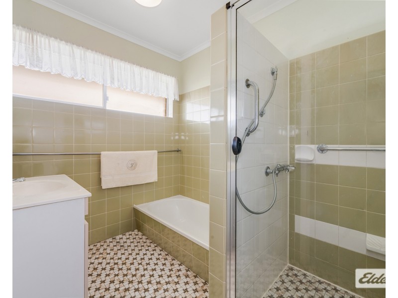 28 Streeton Parade, Everton Park QLD 4053