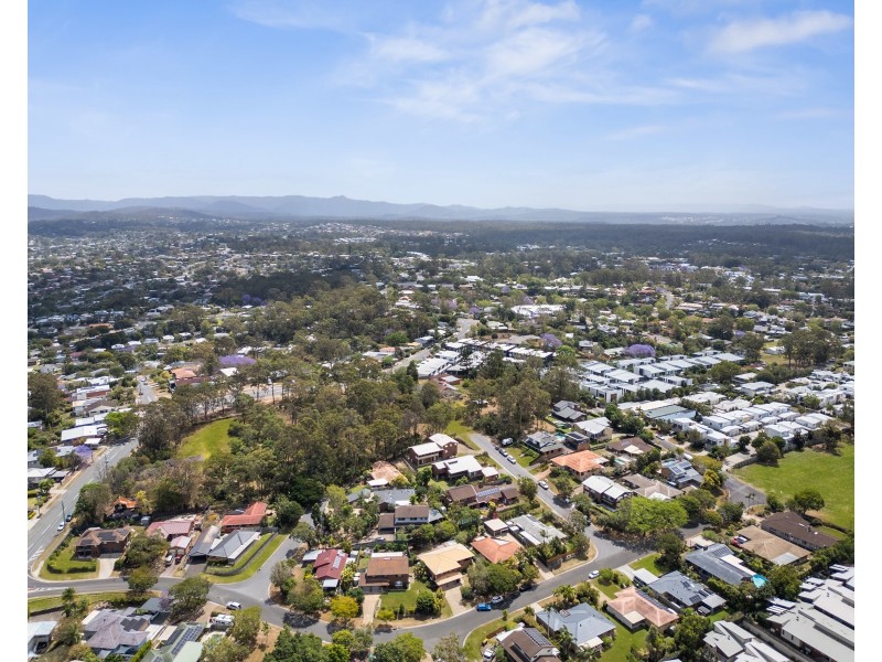 16 Ballinderry Street, Everton Park QLD 4053