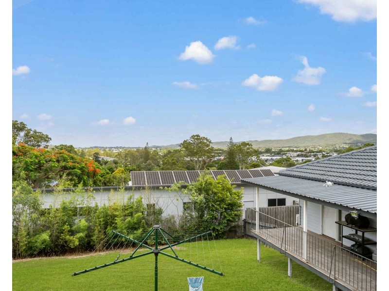 69 Pikeson Street, Everton Park QLD 4053