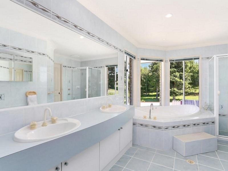 61 Crofters Way, Bilambil NSW 2486