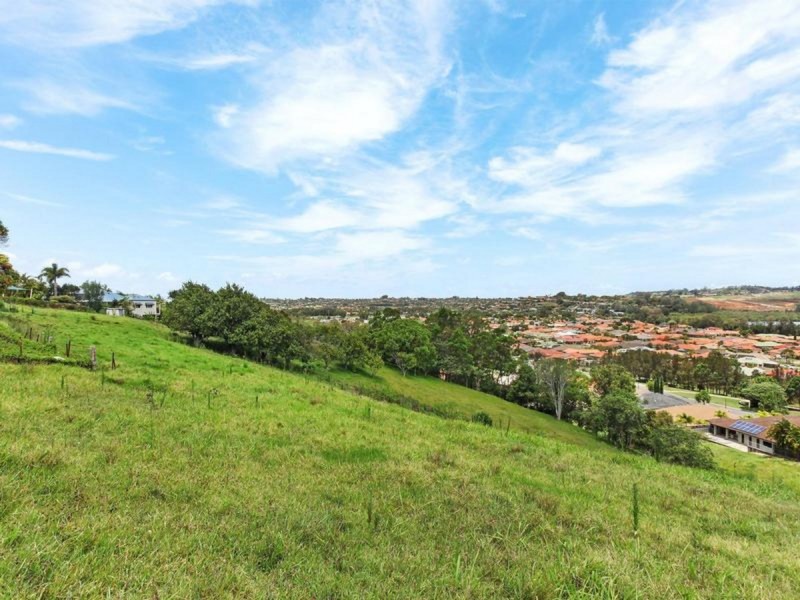 47 Champagne Drive, Tweed Heads South NSW 2486