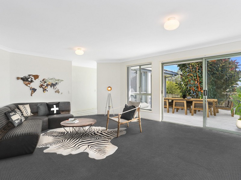 12 Kinross Close, Banora Point NSW 2486