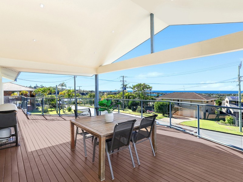 1 Somerset Avenue, Banora Point NSW 2486
