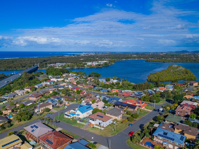 1 Somerset Avenue, Banora Point NSW 2486