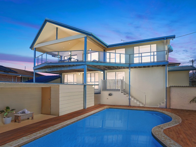 1 Somerset Avenue, Banora Point NSW 2486