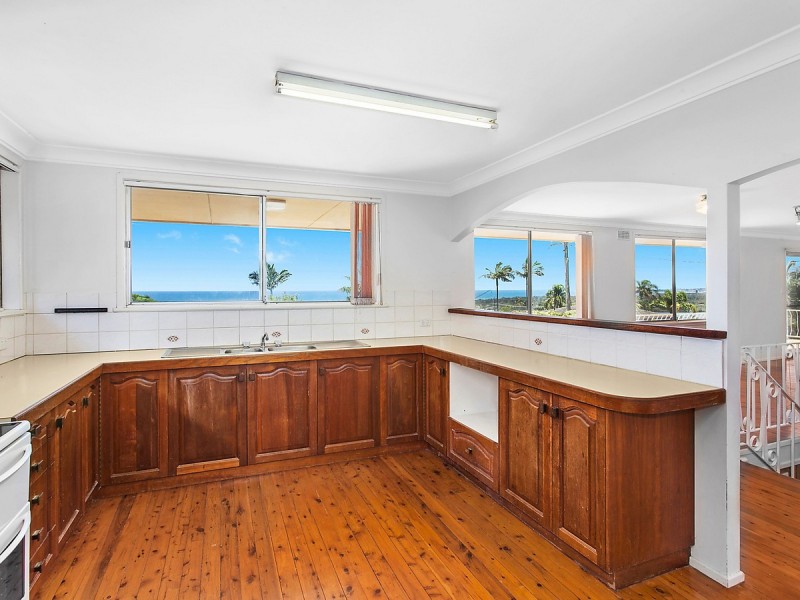 13 Seaview Road, Banora Point NSW 2486
