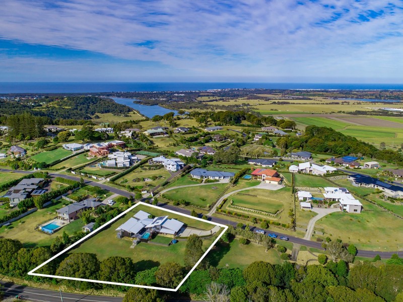 41 Sunnycrest Drive, Terranora NSW 2486