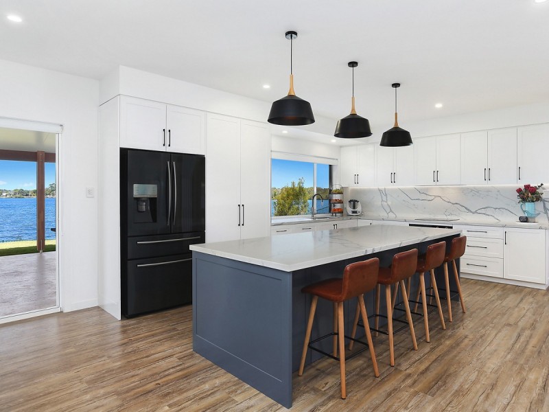 14 Seafarer Place, Banora Point NSW 2486