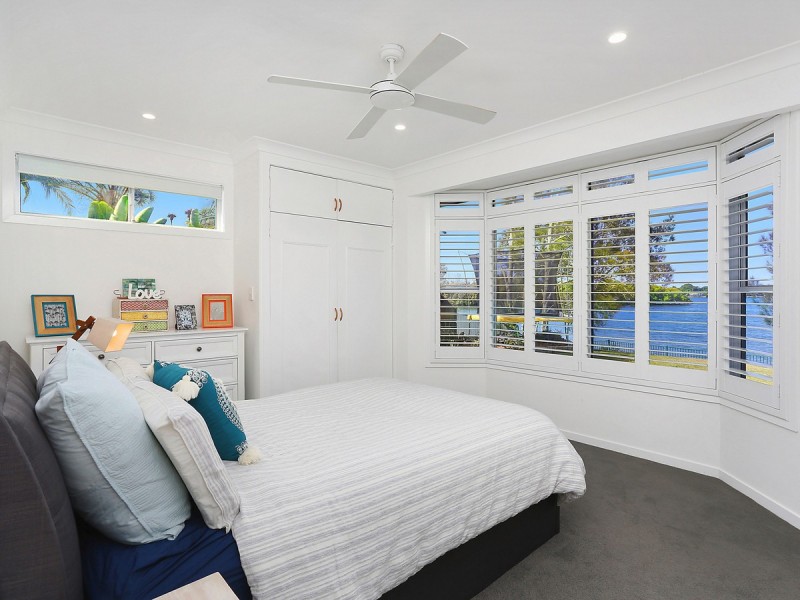 14 Seafarer Place, Banora Point NSW 2486