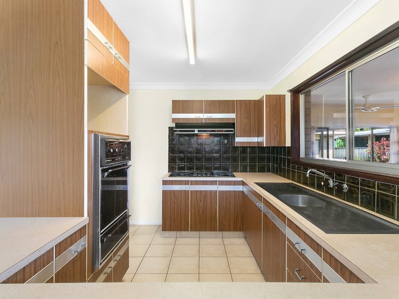 19 Blundell Boulevard, Tweed Heads South NSW 2486