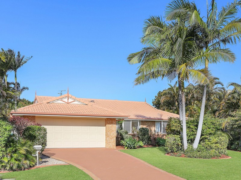 16 Merion Court, Banora Point NSW 2486