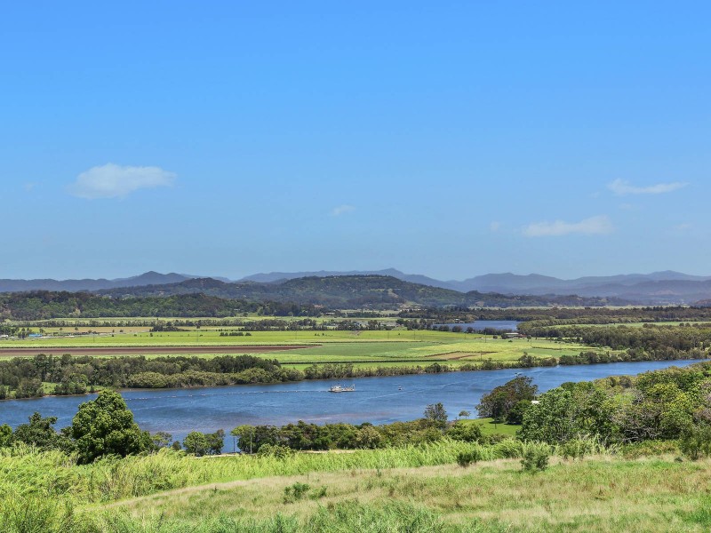 12 The Parapet, Banora Point NSW 2486