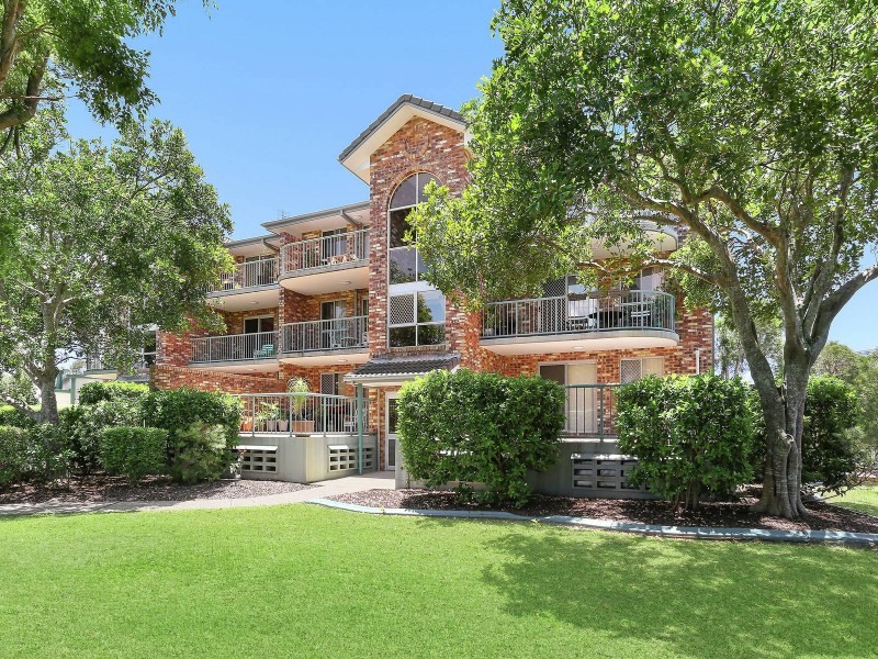 12/17 Korina Avenue, Kirra QLD 4225