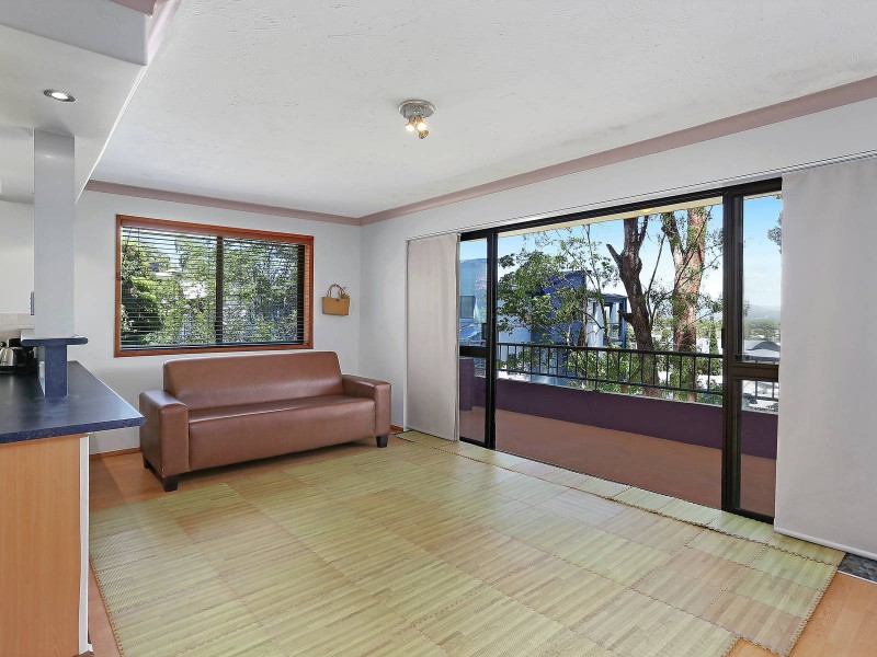 2/47 Rutledge Street, Coolangatta QLD 4225