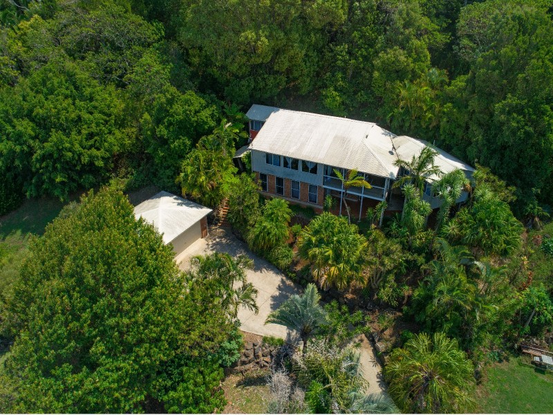 79 Bimbadeen Avenue, Banora Point NSW 2486