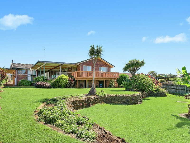 30 Summit Drive, Banora Point NSW 2486