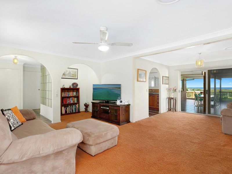 30 Summit Drive, Banora Point NSW 2486