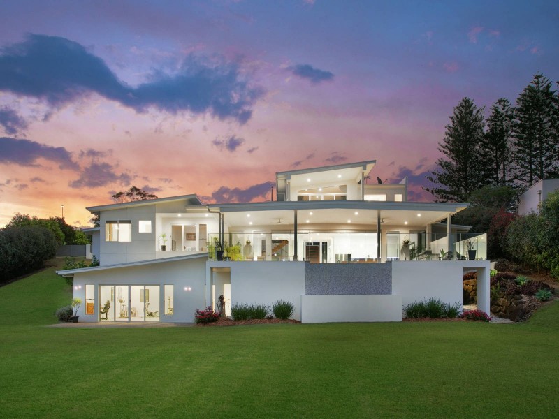 9 Sunnycrest Drive, Terranora NSW 2486