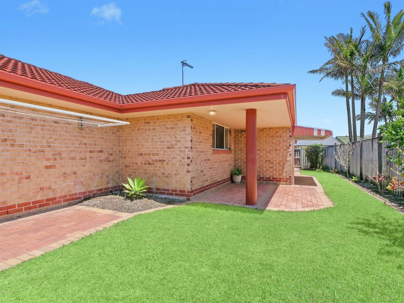 8 Clifton Walk, Wanda Court, Banora Point NSW 2486