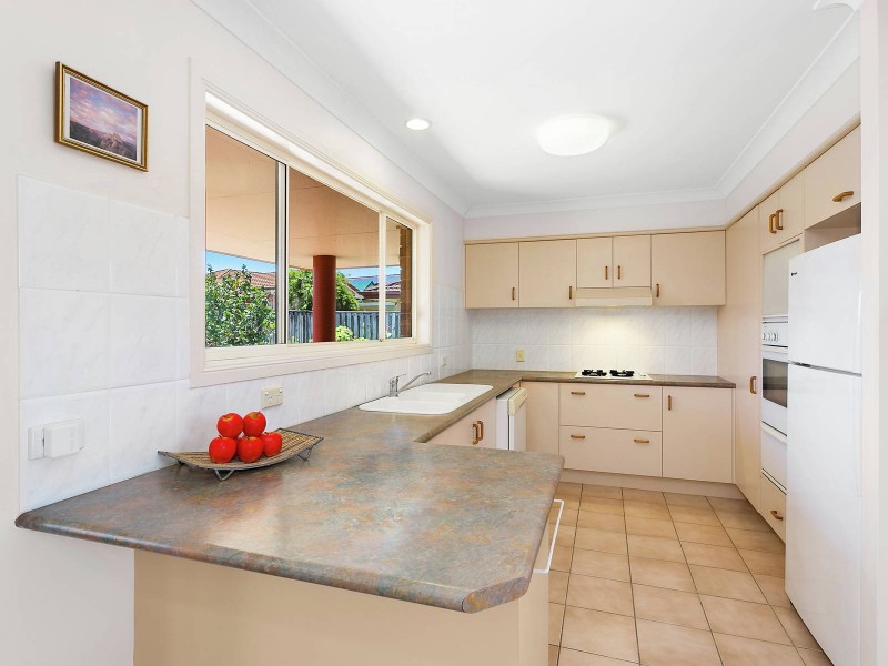 8 Clifton Walk, Wanda Court, Banora Point NSW 2486