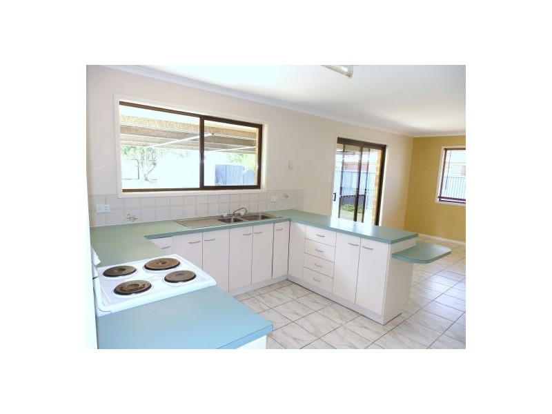 13 Kevin Grove, Caboolture South QLD 4510